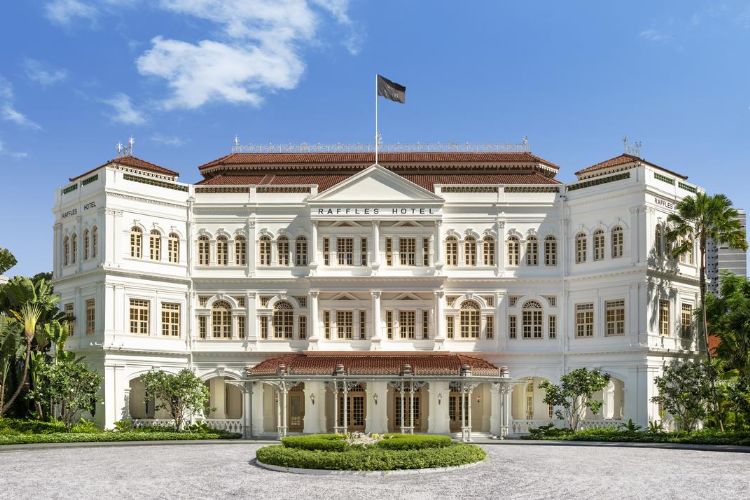 Image 1 - Raffles Singapore (Resized).jpg
