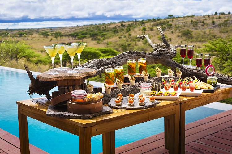 mahali-mzuri-wedding-canapes (Resized).jpg