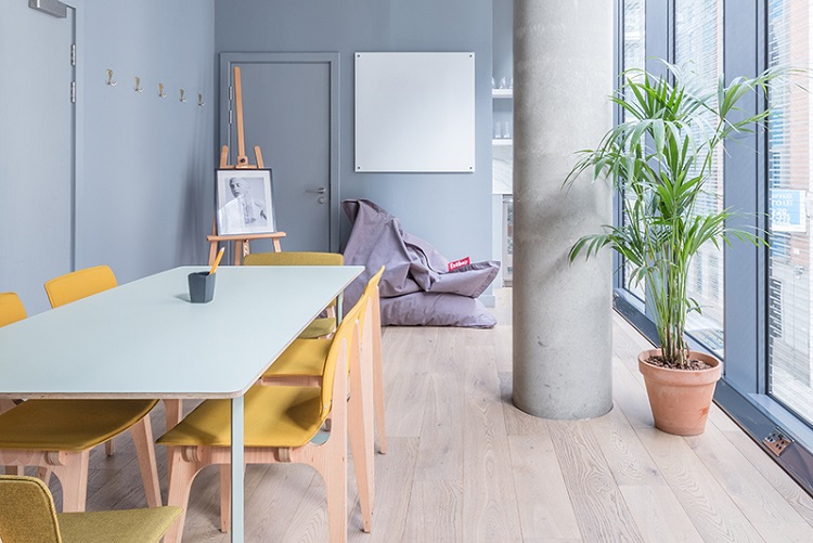 3. TAG Leman - Meeting Room.jpg