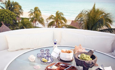 Belmond Maroma 1 Carousel.png