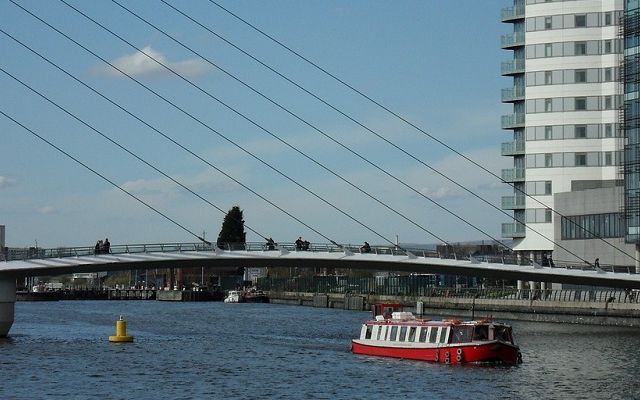 Manchester-Salford-Quays.jpg