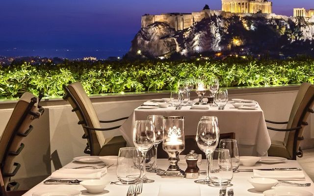 Hotel-Grande-Bretagne-Athens-Roof-Garden-Restaurant_Dusk.jpg